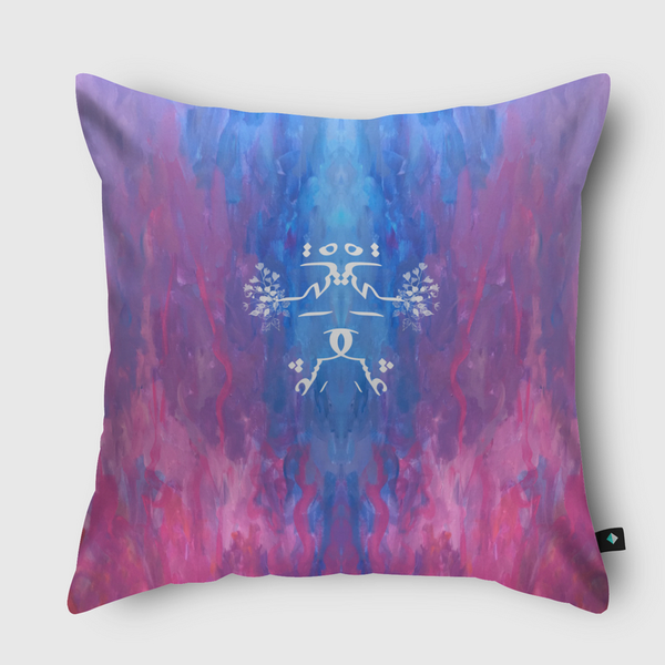 عش الحياة Throw Pillow