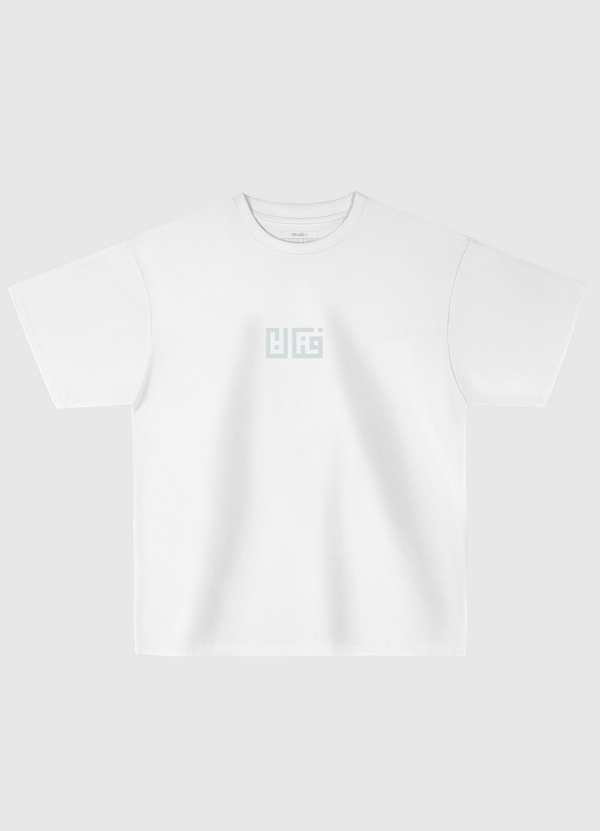 فنان  Oversized T-Shirt