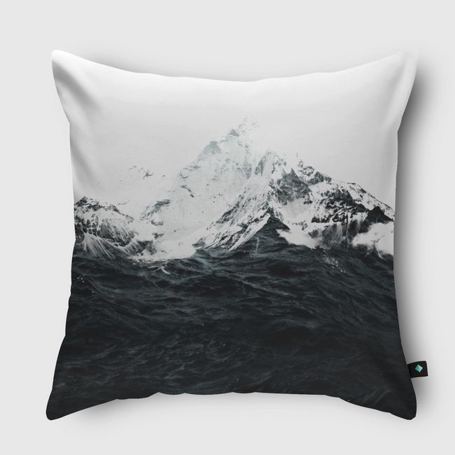 Those waves were like mountains - Throw Pillow