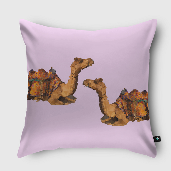 Camelين Throw Pillow