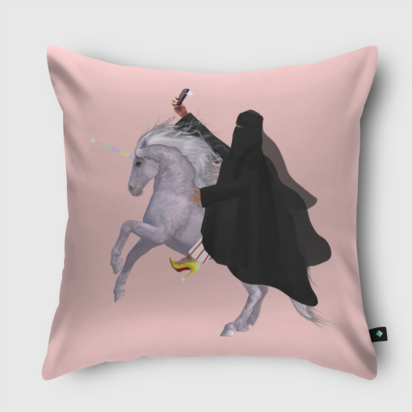 يونيكورن Throw Pillow