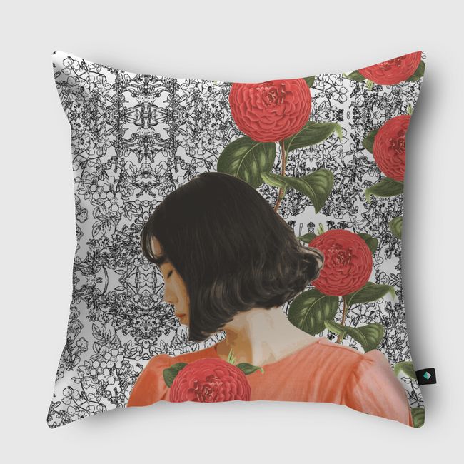 Lee - Throw Pillow