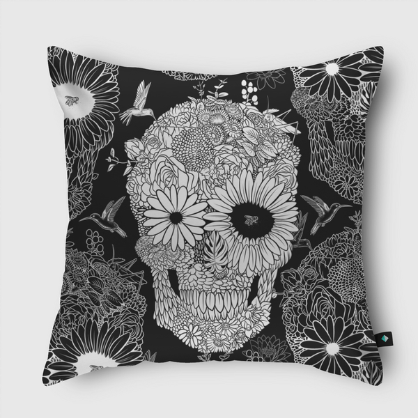 White flower skull Throw Pillow