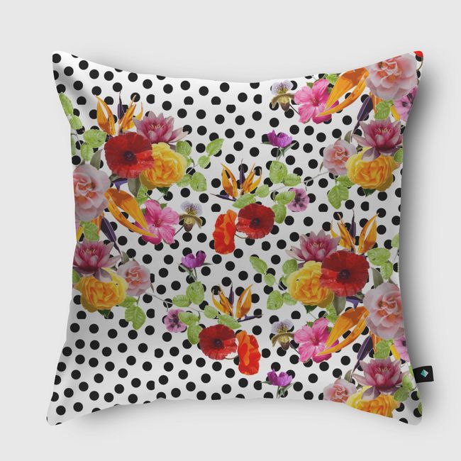 Husna v2. - Throw Pillow