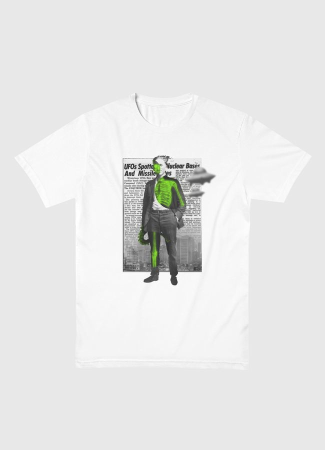 Space Invaders - Men Basic T-Shirt
