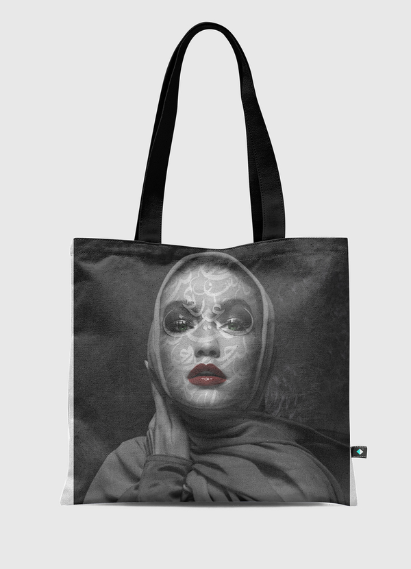 Gigi Hadid -Vogue Arabia Tote Bag